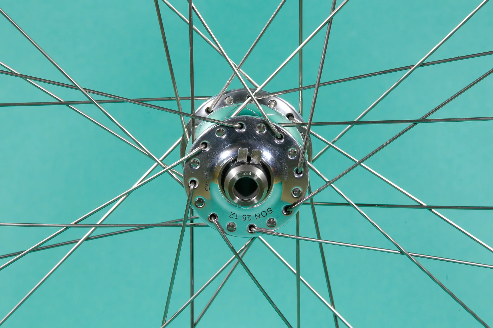 650b Velocity Blunt SS to Son Dynamo Disc Front Wheel - Image 7