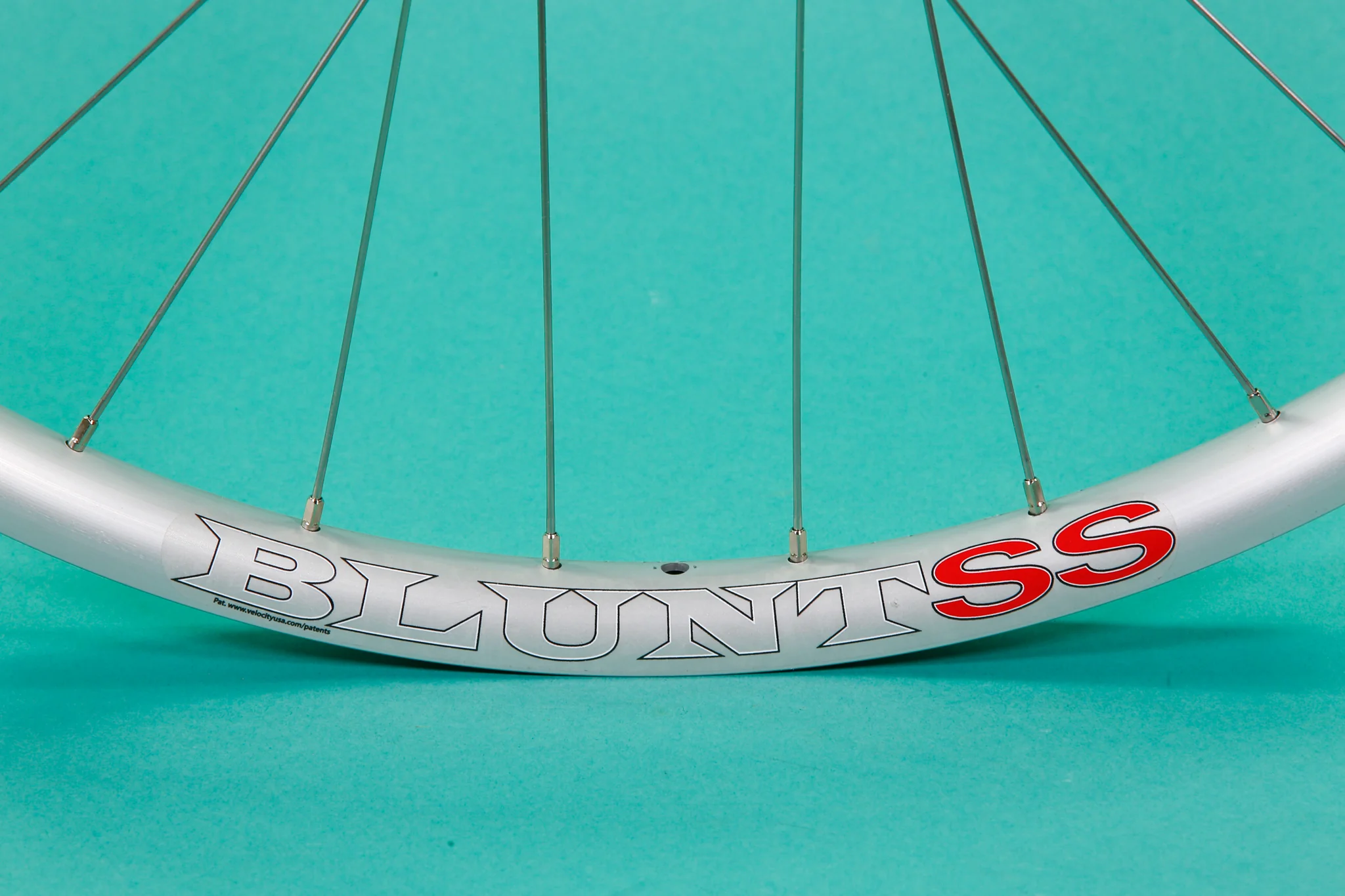 650b Velocity Blunt SS to Son Dynamo Disc Front Wheel - Image 9