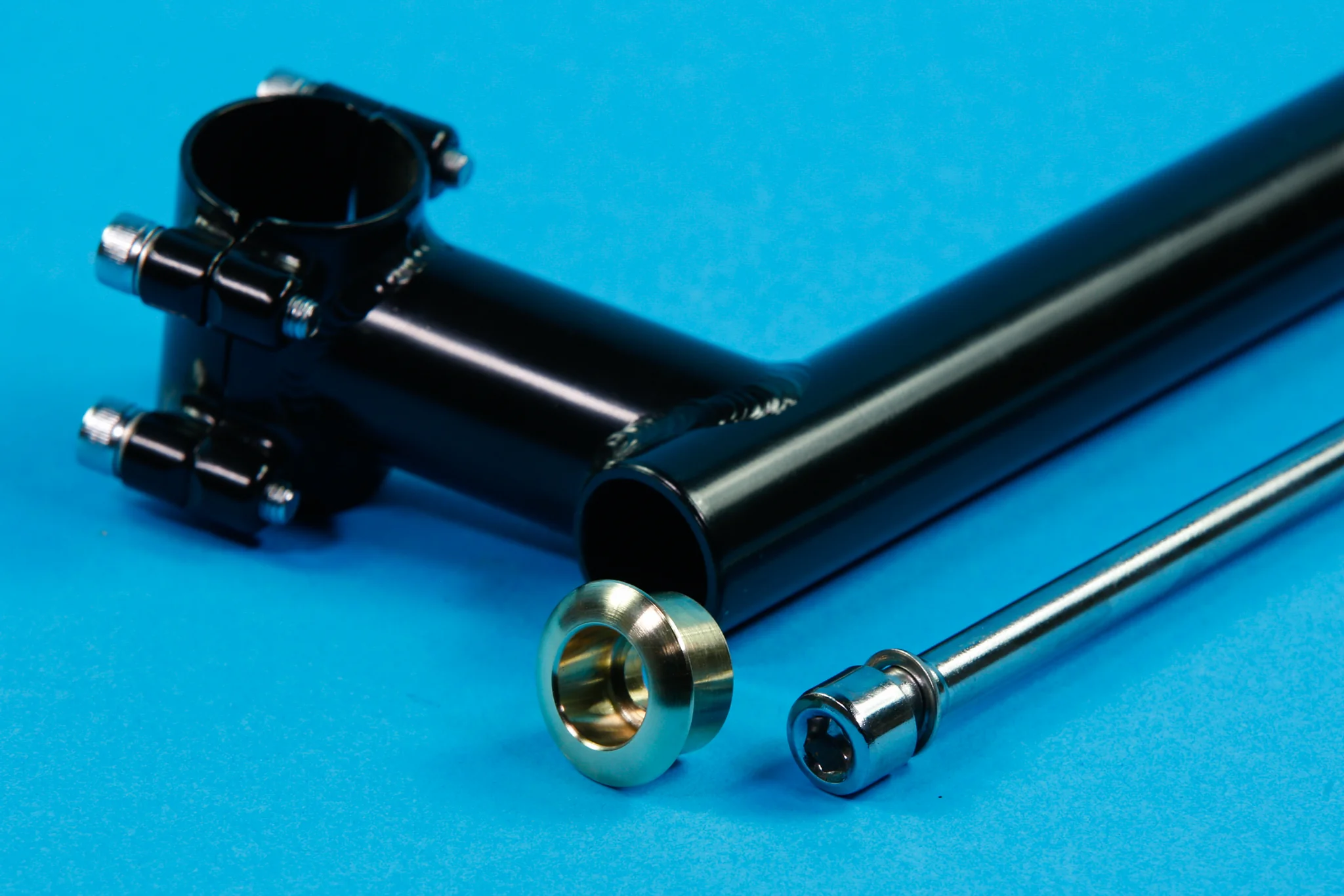 Forager Brass Quill Stem Top Cap - Image 3