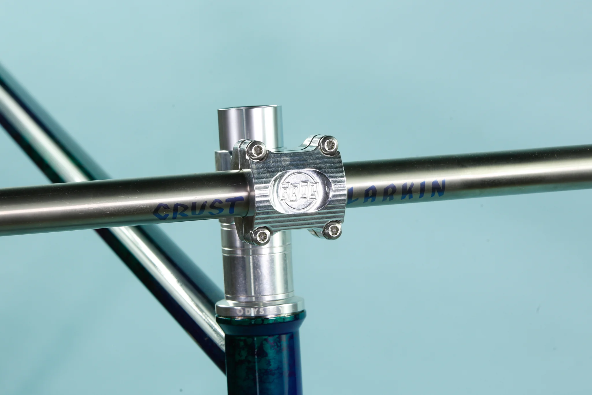 Larkin X Crust Titanium Juan Martin Bar - Image 2